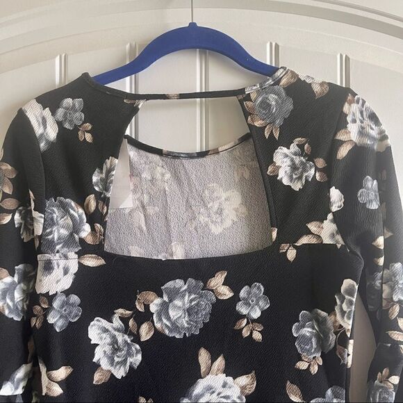 One Clothing Black Floral Print Bell Sleeve Skater Mini Dress; SZ S; BNWT - Picture 5 of 8